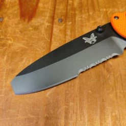 Benchmade Knives Benchmade 916SBK Triage - Serrated - Blunt Tip - Orange