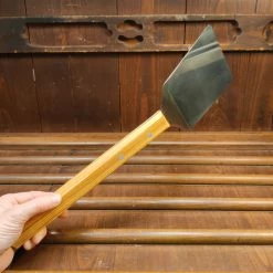 Due Buoi Wide BBQ Spatula - Olive Kitchen Tools