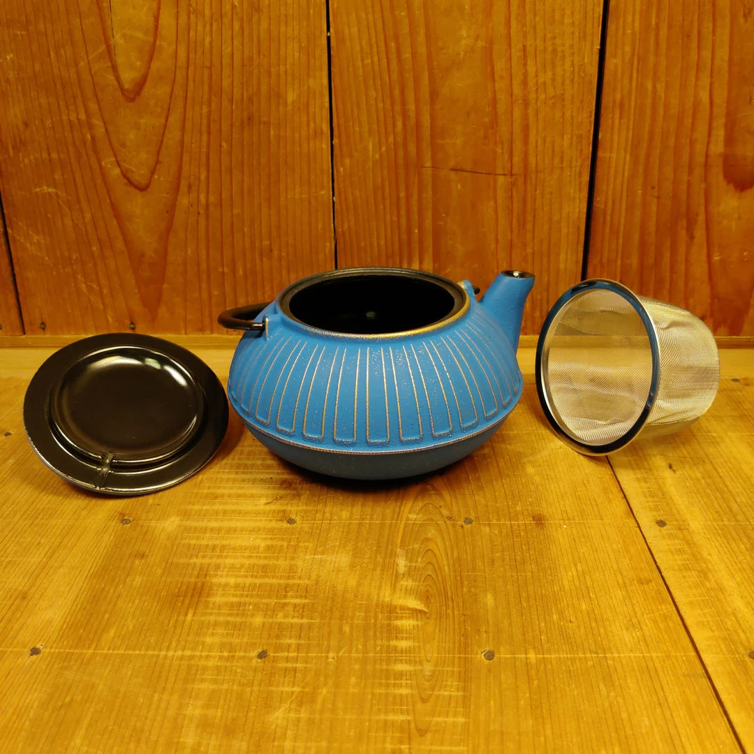Miya Cast Iron Teapot - Blue + Gold 22oz