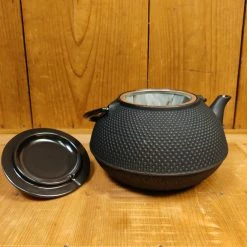 Miya Cast Iron Teapot - Black Hobnail 44oz