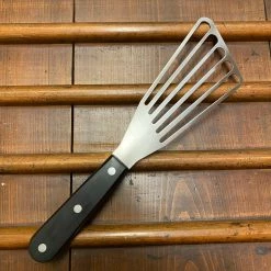 Due Buoi Slotted Fish Spatula - Technopolymer Kitchen Tools
