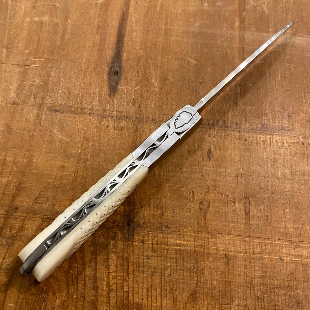 Fontenille Pataud Sperone 12cm Carved Pinned Cow Bone Lockback