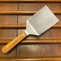 Due Buoi Wide Spatula - Olive Kitchen Tools
