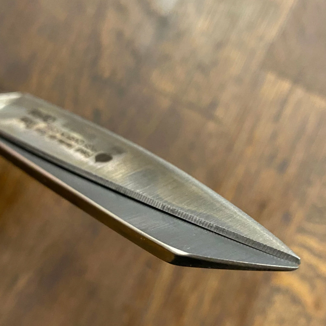 Friedr. Herder Friedr Herder 20cm Serra Sharp Scissor Carbon Steel