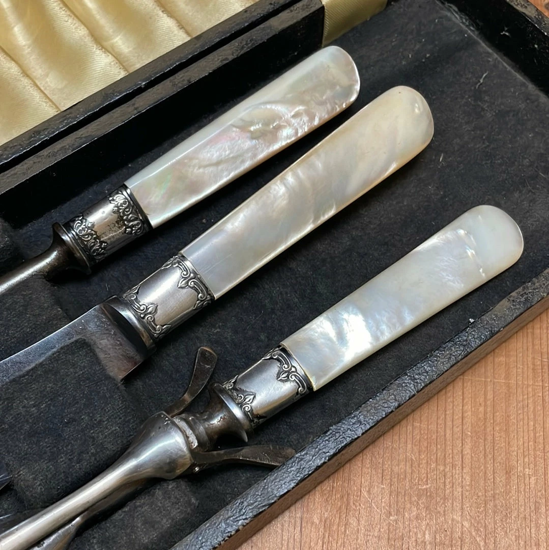 Bernal Cutlery Table | Steak LF&C Universal Carving Set Carbon Steel & Mother Of Pearl In Box Early 20th C 1909-