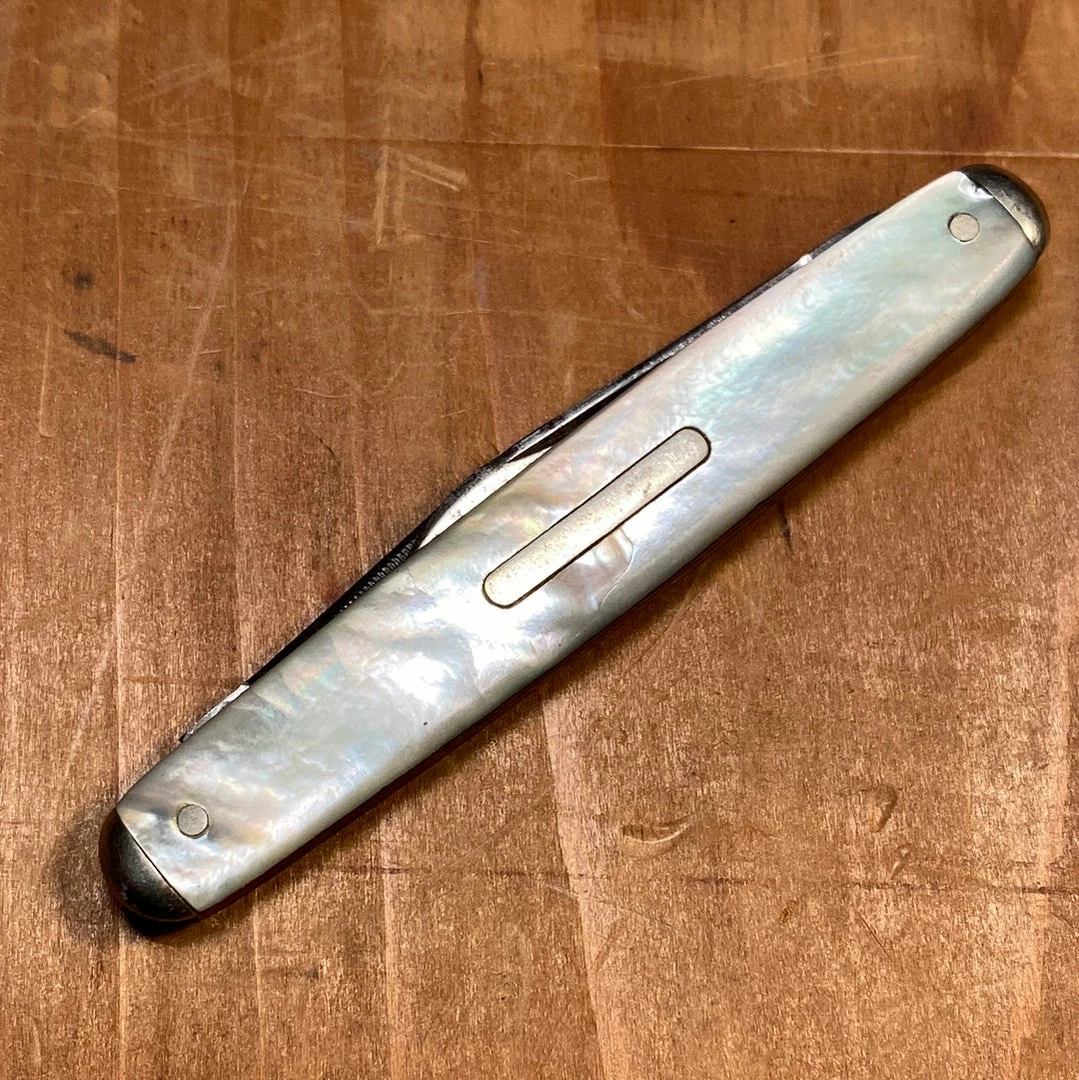 Bernal Cutlery Challenge Cutlery Co 3 1/16” Pen Knife Pearl 1899-1928 The Vault