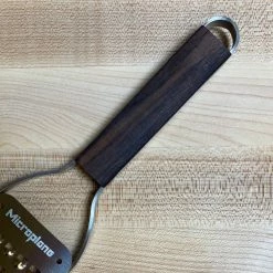 Microplane Extra Coarse Grater - Master Series - Walnut