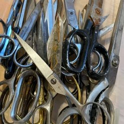 Vintage Bargain Bin Craft & Fabric Scissors $1