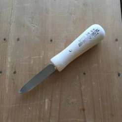 Dexter Russell 2 3/4" Oyster Knife New Haven Beech